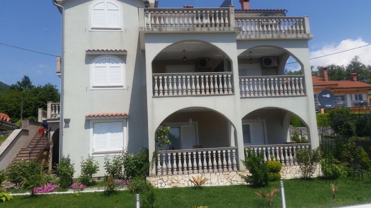 Apartments Ljubas โอปาติยา ภายนอก รูปภาพ